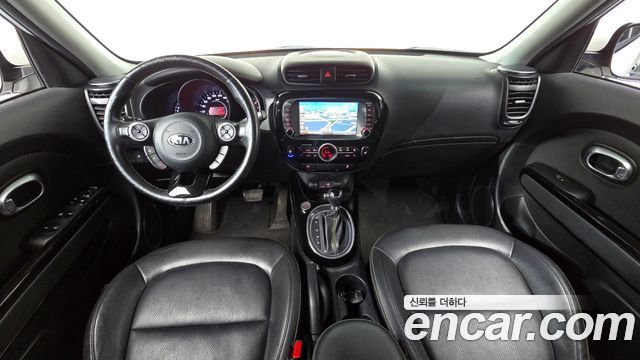 Kia Soul — interior