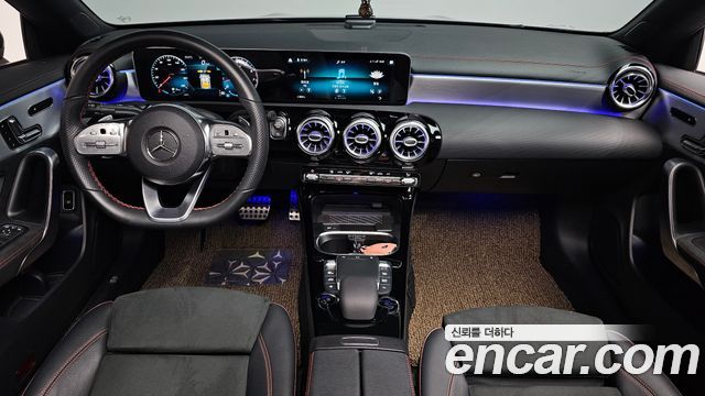 Mercedes-Benz CLA-Class — interior