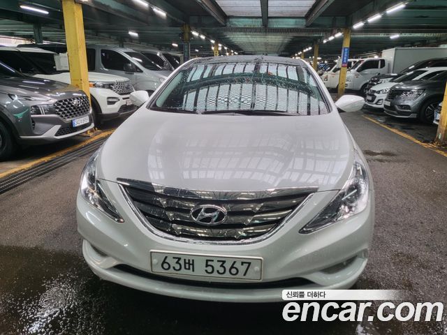 Hyundai Sonata — exterior