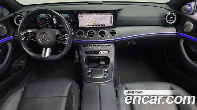 Mercedes-Benz E-Class — interior