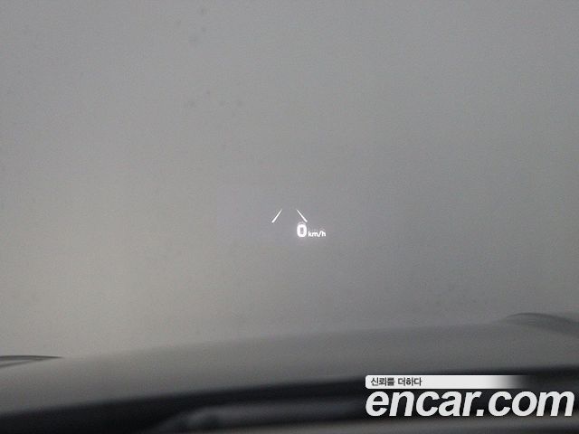 Hyundai Sonata — interior