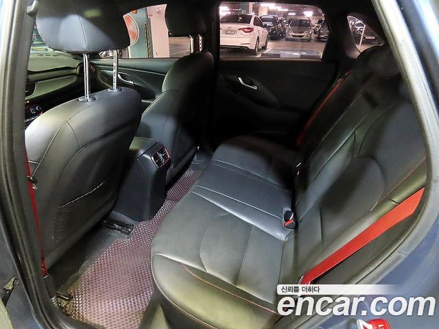 Hyundai i30 — interior