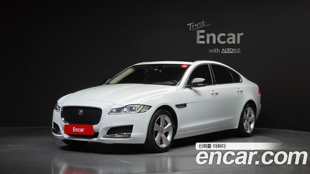Jaguar XF — exterior