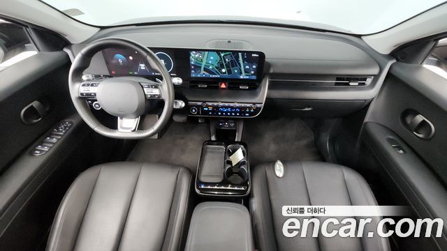 Hyundai IONIQ 5 — interior