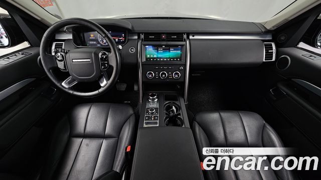 Land Rover Discovery — interior