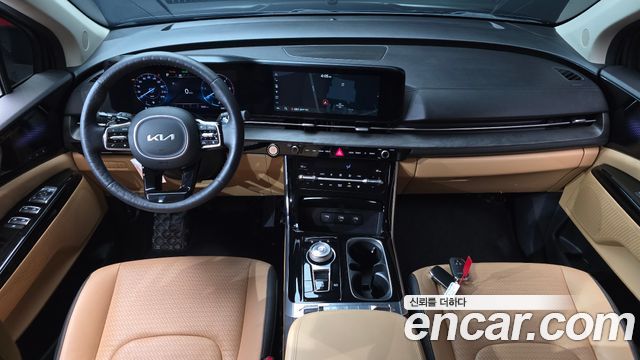 Kia Carnival — interior