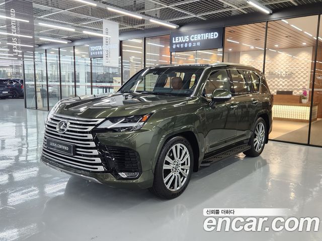 Lexus LX — exterior