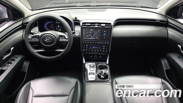 Hyundai Tucson — interior