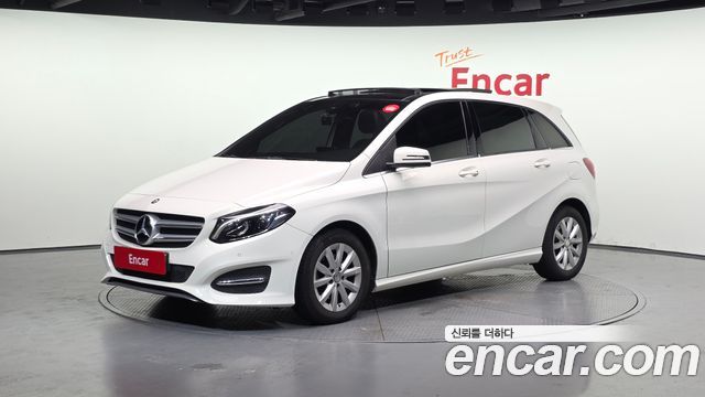 Mercedes-Benz B-Class — exterior