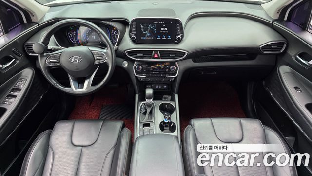 Hyundai Santa Fe — interior