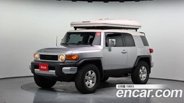 Toyota FJ Cruiser — exterior