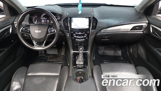 Cadillac ATS — interior