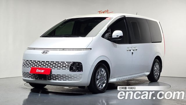 Hyundai Staria