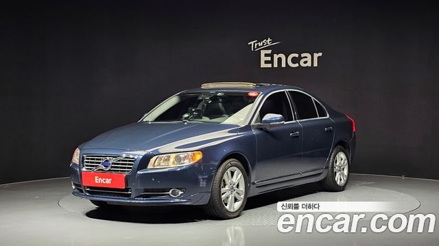 Volvo S80 — exterior