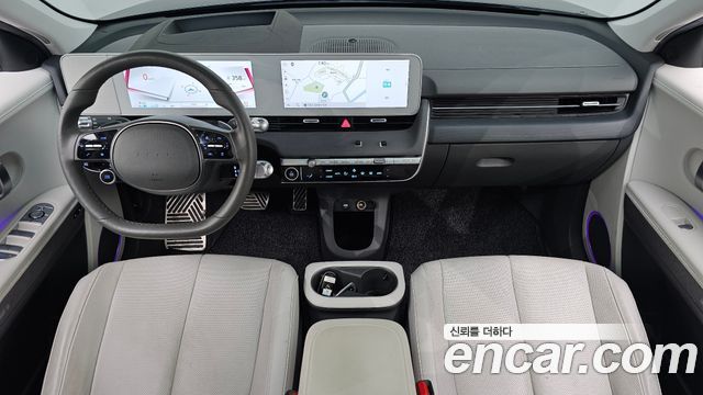 Hyundai IONIQ 5 — interior