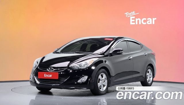 Hyundai Avante — exterior