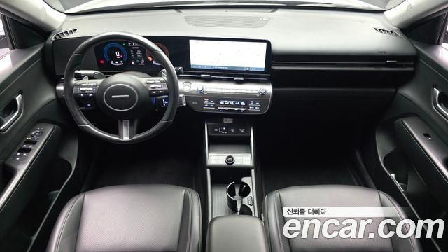Hyundai Kona — interior