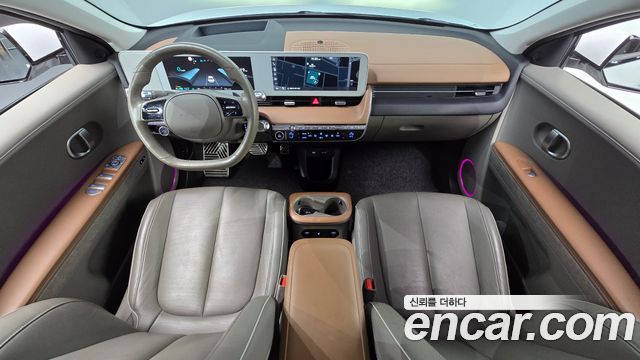 Hyundai IONIQ 5 — interior