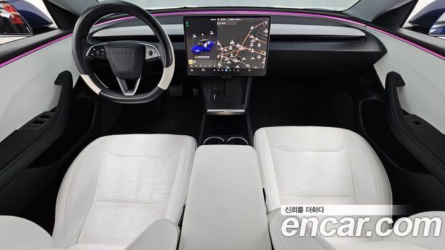 Tesla Model 3 — interior