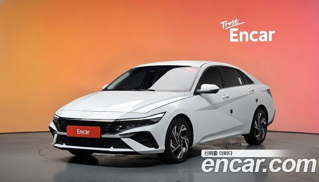 Hyundai Avante — exterior