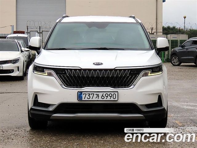 Kia Carnival — exterior