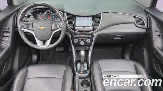 Chevrolet Korea Trax — interior