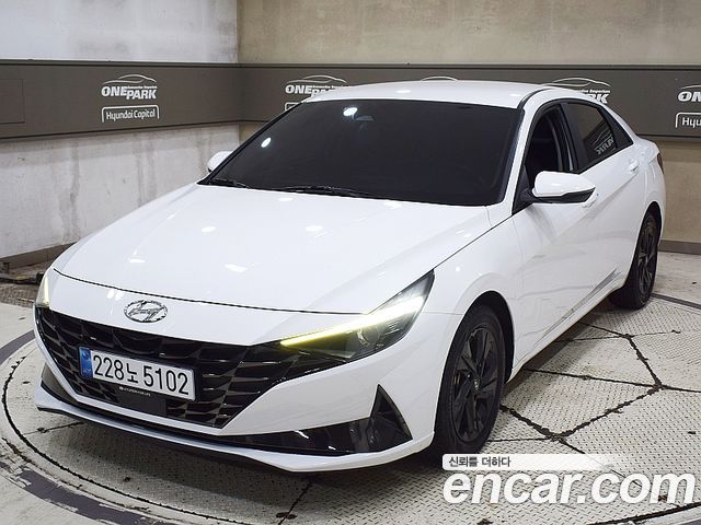 Hyundai Avante — exterior