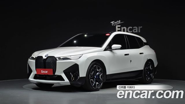 BMW iX — exterior