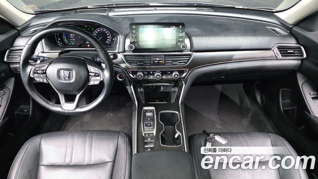 Honda Accord — interior