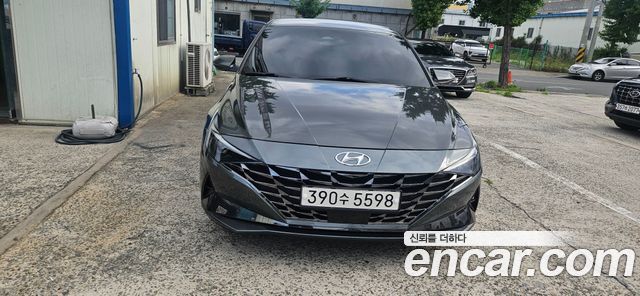 Hyundai Avante — exterior