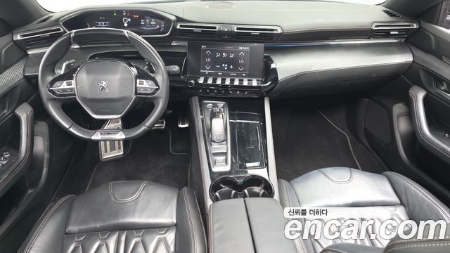 Peugeot 508 — interior