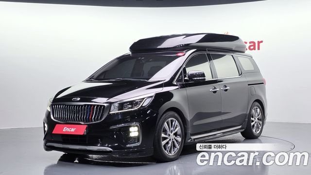 Kia Carnival — exterior