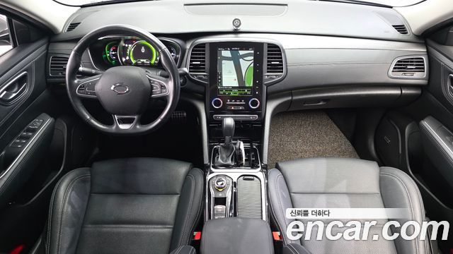 Renault Korea SM6 — interior