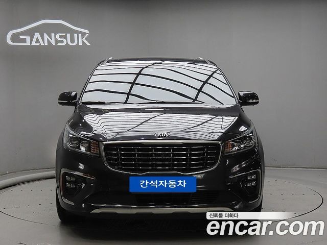 Kia Carnival — exterior