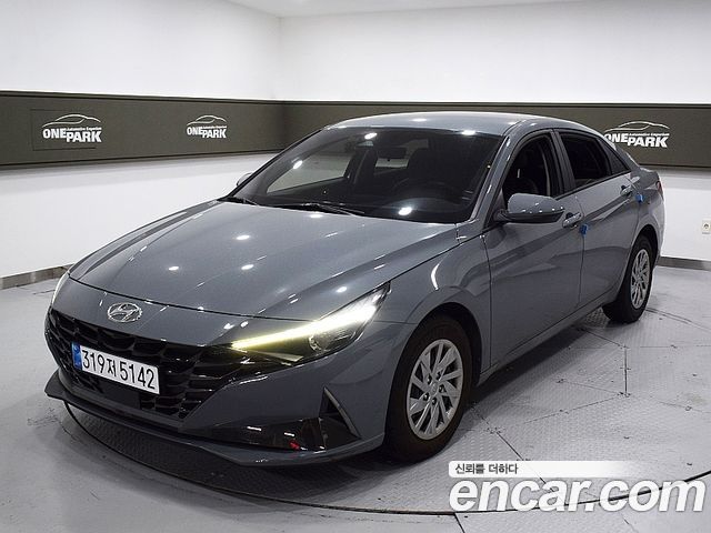 Hyundai Avante — exterior