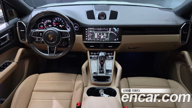 Porsche Cayenne — interior