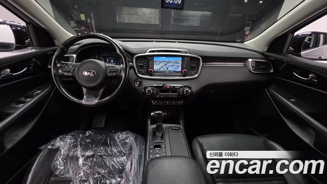 Kia Sorento — interior