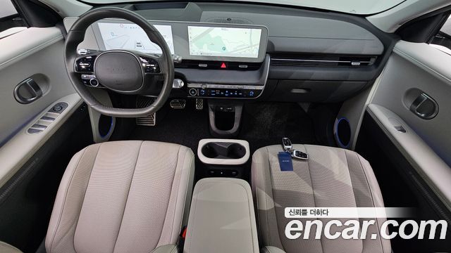 Hyundai IONIQ 5 — interior