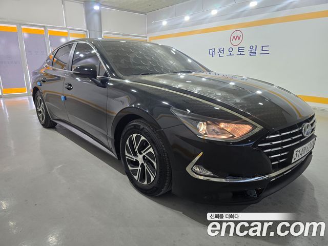 Hyundai Sonata — exterior