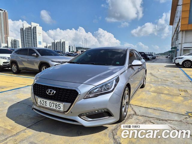 Hyundai Sonata — exterior