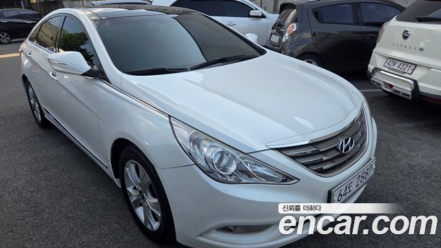 Hyundai Sonata — exterior