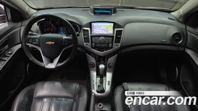 Chevrolet Korea Cruze — interior