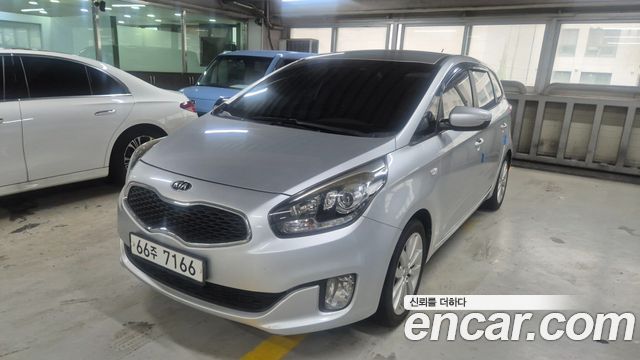 Kia Carens — exterior