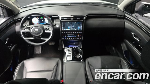 Hyundai Tucson — interior