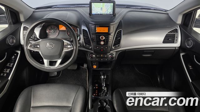 KG Mobility Korando — interior