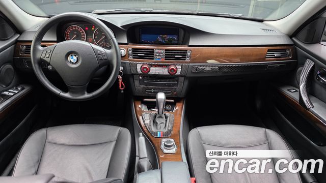 BMW 3 Series — interior