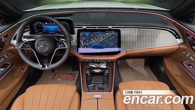 Mercedes-Benz E-Class — interior