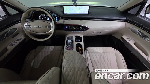 Genesis GV70 — interior