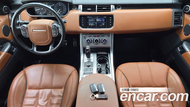 Land Rover Range Rover Sport — interior