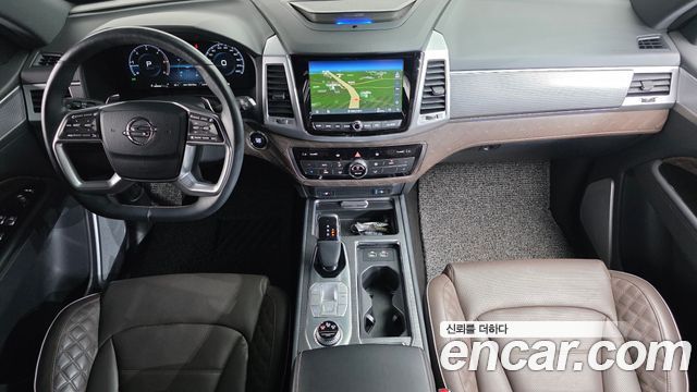 KG Mobility Rexton — interior